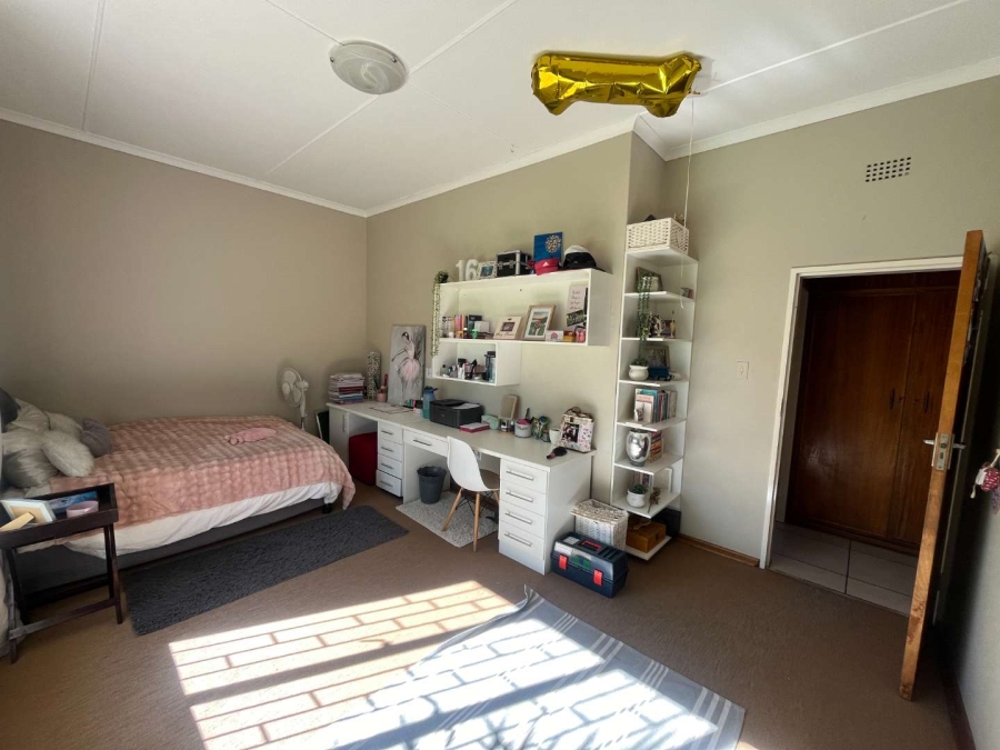 4 Bedroom Property for Sale in Keidebees Northern Cape